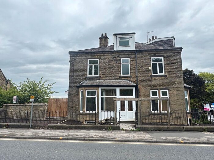 5 Bedroom End Of Terrace House To Rent In Bradford Rd, Shipley, BD18