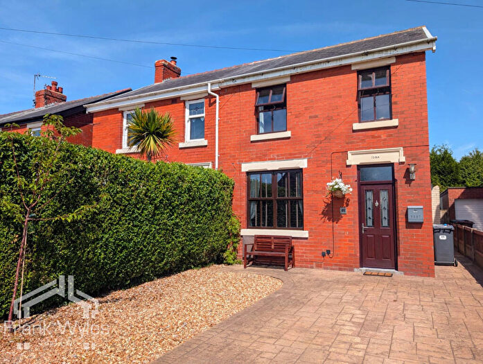 3 Bedroom Semi-Detached House For Sale In Bush Lane, Freckleton, Preston, Lancashire, PR4