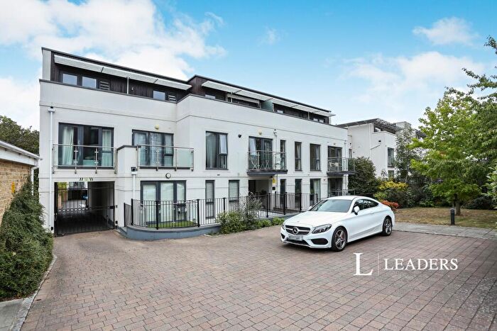 2 Bedroom Apartment To Rent In Ibis Court, Albemarle Road, BR3