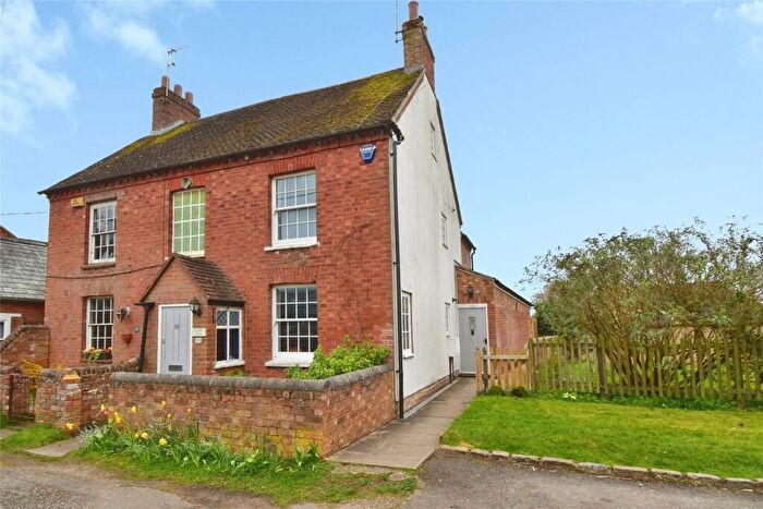 3 Bedroom Semi Detached House For Sale In Nearton End, Swanbourne, MK17