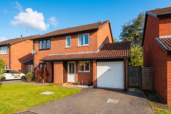 2 Bedroom Semi Detached House For Sale In Highdown Crescent, Monkspath, Solihull, B90