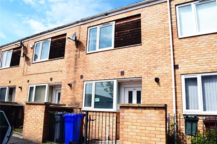 2 Bedroom Terraced House To Rent In Beckhampton Close, Grove Village, Manchester, M13