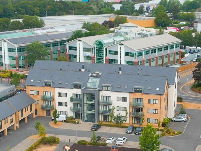 2 Bedroom Flat For Sale In Ruston Close, Reading, RG2