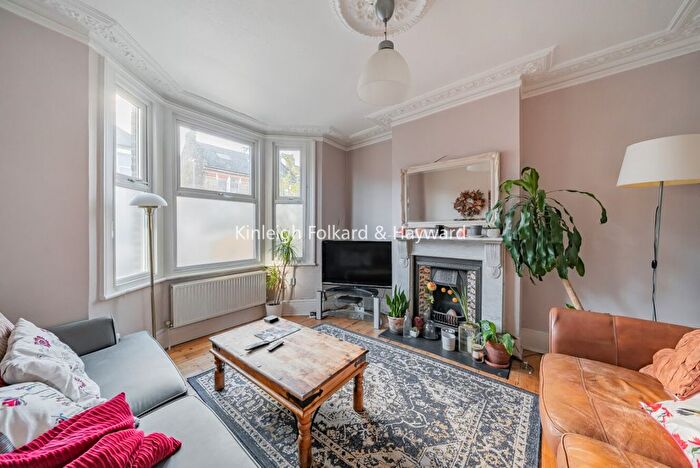 4 Bedroom Detached House To Rent In Longley Road, London, SW17