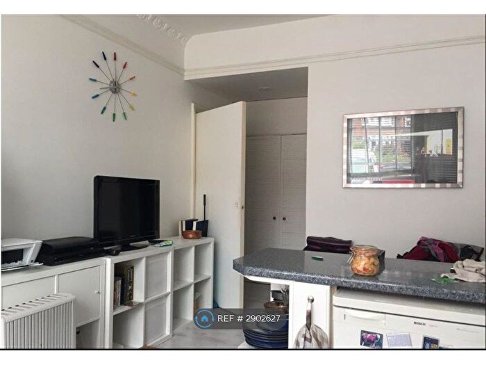 1 Bedroom Flat To Rent In Buckland Road, Maidstone, ME16