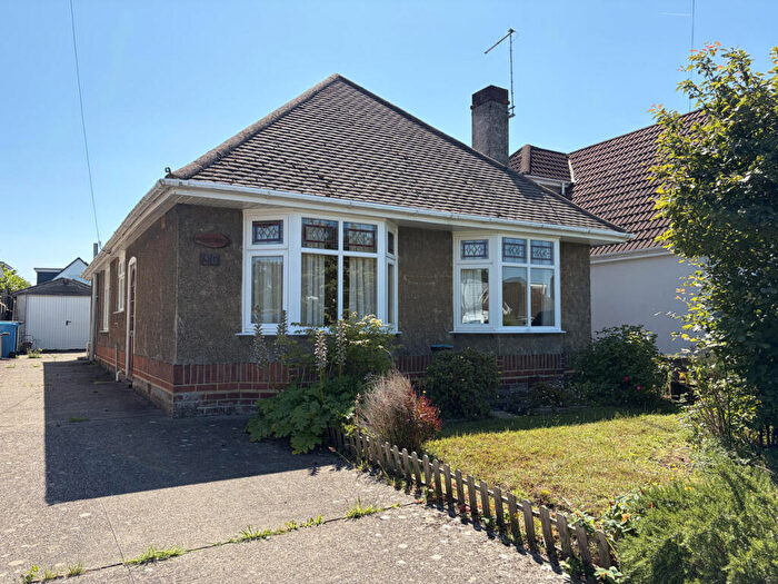 3 Bedroom Detached Bungalow For Sale In Somerby Road, Oakdale, Poole, BH15