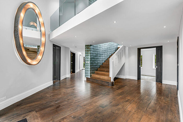 6 Bedroom Detached House To Rent In Church Lane, Broxbourne, EN10