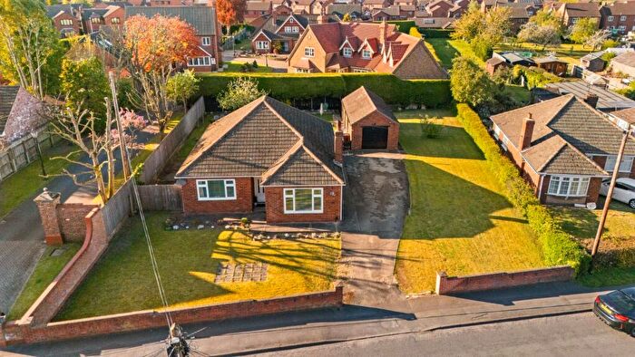 3 Bedroom Bungalow For Sale In South View, Broughton, North Lincolnshire, DN20