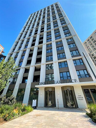 2 Bedroom Flat To Rent In Linear Place, London, SW11