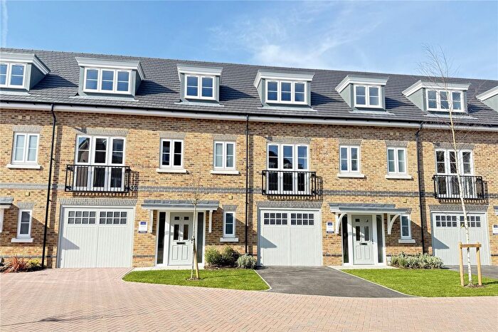 4 Bedroom Terraced House For Sale In Moor Lane, Staines-Upon-Thames, Surrey, TW18