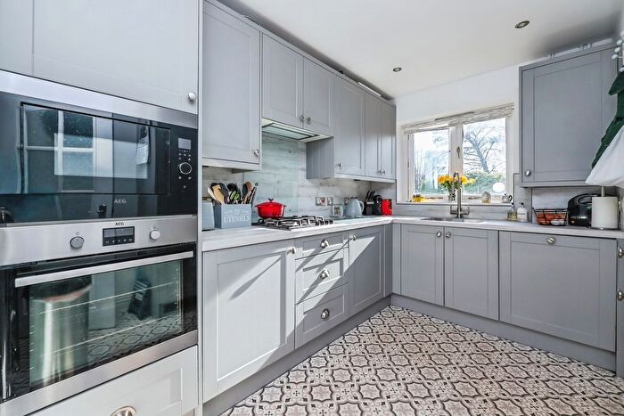 3 Bedroom Terraced House For Sale In Kegworth Road, Gotham, Nottingham, NG11