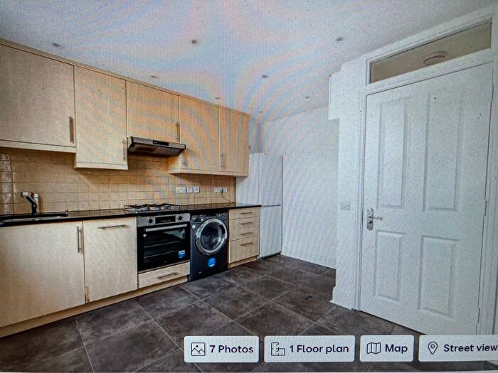 1 Bedroom Flat To Rent In Very Near Faraday Road Area, Acton, W3