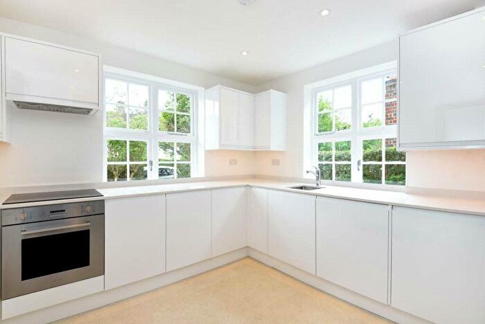 3 Bedroom House To Rent In Brookland Rise, Hampstead Garden Suburb, London, NW11