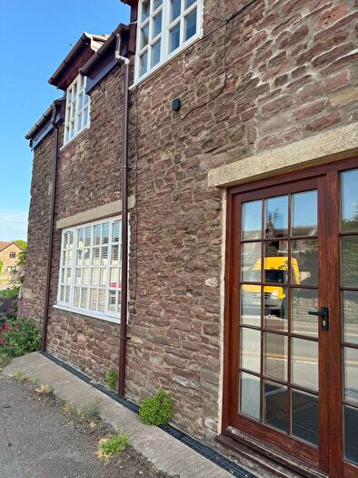 1 Bedroom Flat To Rent In Clanna Road, Lydney, GL15