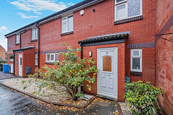 3 Bedroom Terraced House For Sale In Blackberry Close, Altrincham, WA14