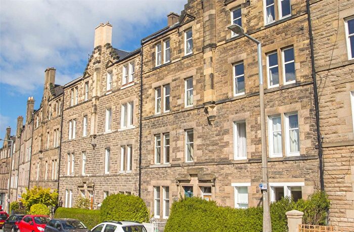 4 Bedroom Flat To Rent In () Royal Park Terrace, Edinburgh, EH8