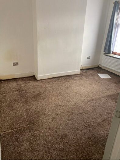 3 Bedroom Terraced House To Rent In Shaftesbury Road, London, E7