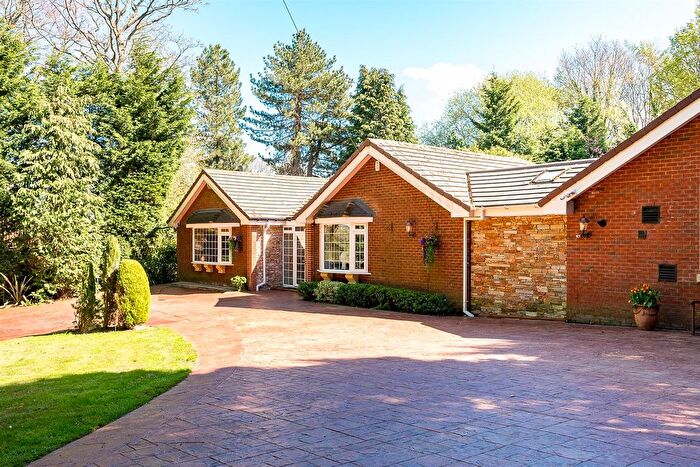 3 Bedroom Detached Bungalow For Sale In St. Helens Road, Rainford, St. Helens, WA11