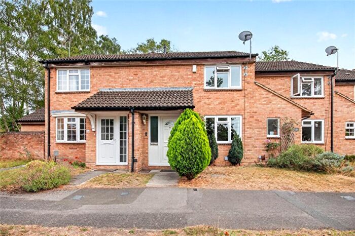 2 Bedroom Terraced House For Sale In Juniper, Bracknell, Berkshire, RG12