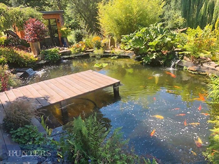 1 Bedroom Flat To Rent In Hele Cross, Bradninch, EX5