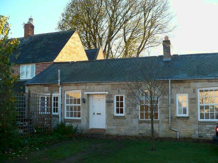 2 Bedroom Barn Conversion To Rent In Brewery Yard, Sudborough, NN14