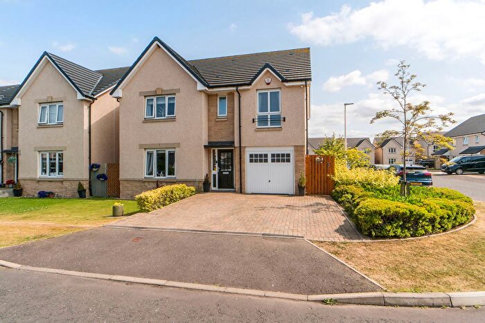 4 Bedroom Detached House For Sale In Berry Grove, Ormiston, EH35