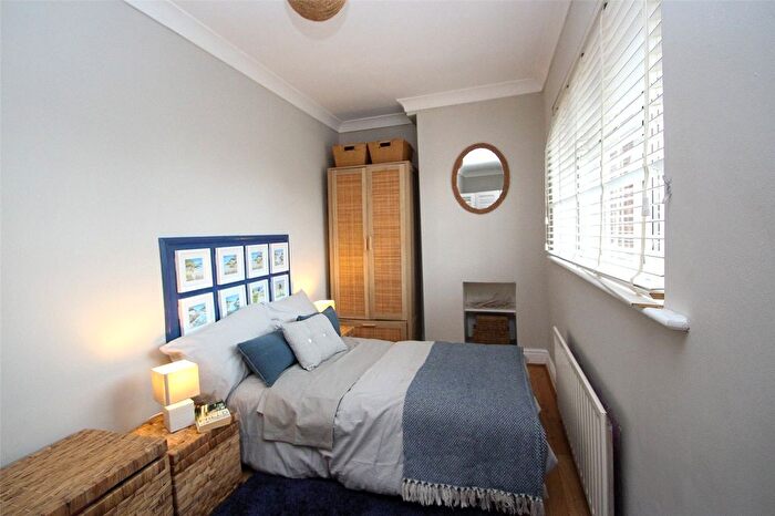 3 Bedroom Terraced House For Sale In Beaulieu Road, Hamble, Southampton, Hampshire, SO31