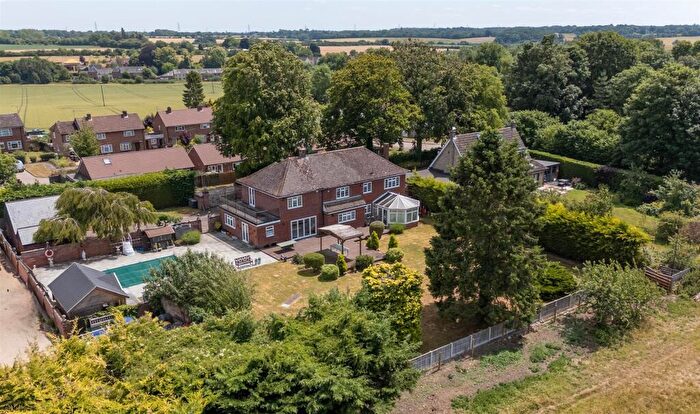 4 Bedroom Detached House For Sale In Whitebarns, Furneux Pelham, Buntingford, SG9