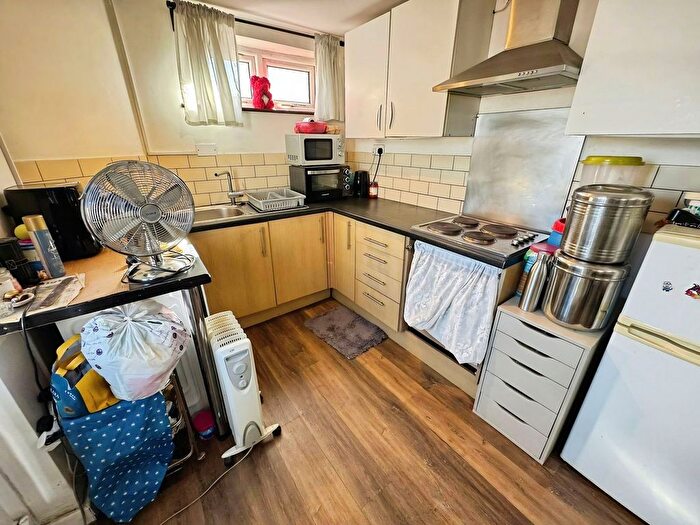 1 Bedroom Studio To Rent In Dean Drive, Stanmore, HA7