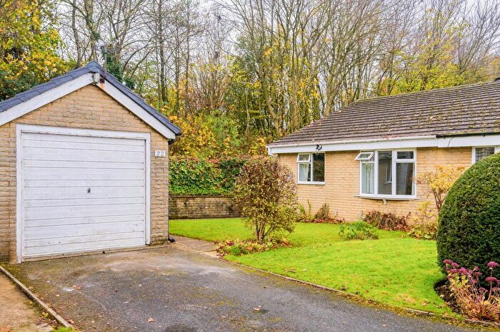 2 Bedroom Bungalow For Sale In Cromwell Court, Drighlington, Bradford, BD11