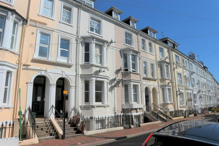 1 Bedroom Flat To Rent In Dudley Road, Tunbridge Wells, TN1