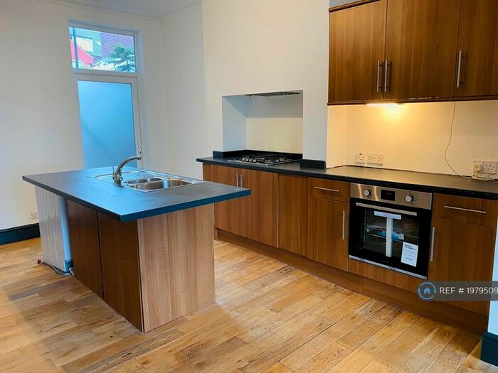 1 Bedroom Flat To Rent In Lawn Road, Doncaster, DN1