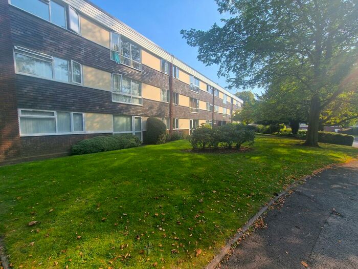 3 Bedroom Apartment To Rent In Stockdale Place, Birmingham, B15
