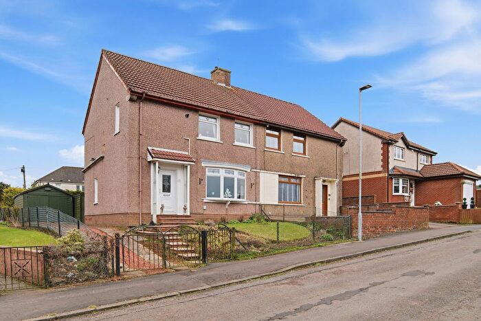 3 Bedroom Semi Detached House For Sale In Hawthorn Drive, Harthill, ML7