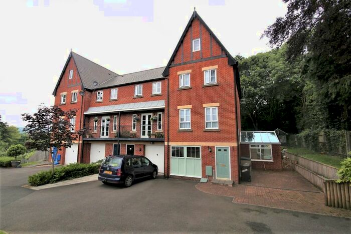 4 Bedroom End Of Terrace House To Rent In Popham Close, Tiverton, EX16