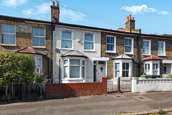 2 Bedroom Terraced House For Sale In Ronver Road, London, SE12