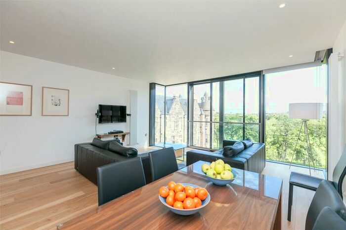 2 Bedroom Flat To Rent In Simpson Loan, Edinburgh, EH3