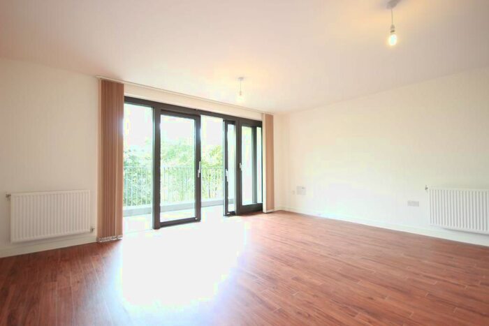 2 Bedroom Flat To Rent In Bramwell Way, London, E16