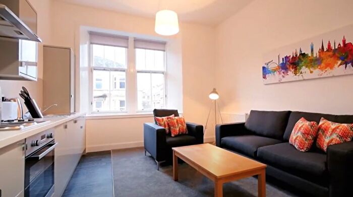 2 Bedroom Flat To Rent In Otago Street, Glasgow, G12
