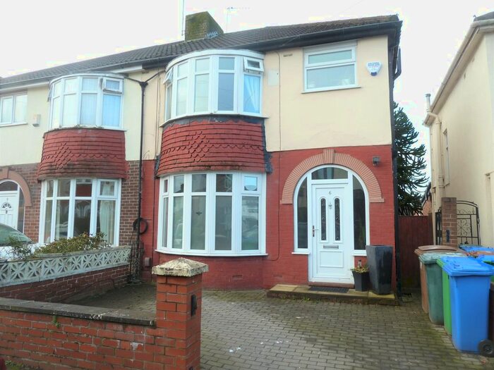 3 Bedroom Semi-Detached House To Rent In Rudyard Avenue, Middleton, M24