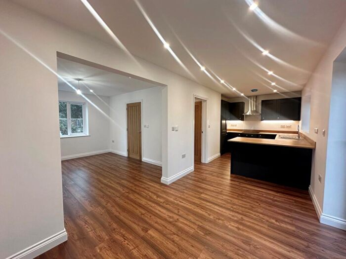 3 Bedroom House To Rent In The Walnuts, March, PE15