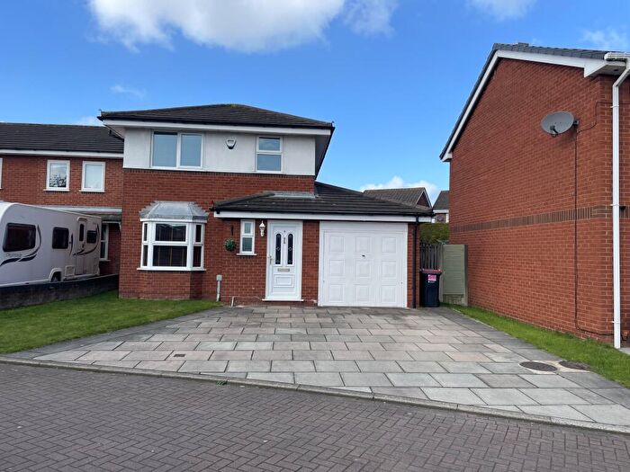 3 Bedroom Detached House For Sale In Firbank, Elton, CH2