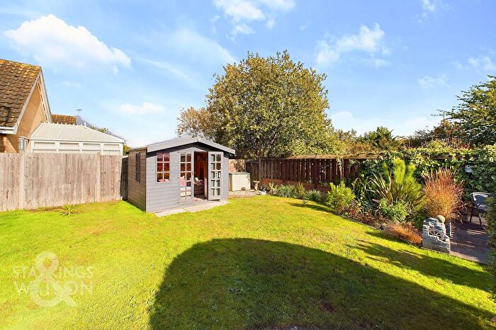2 Bedroom Detached Bungalow For Sale In Elizabeth Bonhote Close, Bungay, NR35