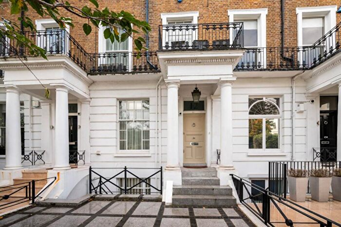 4 Bedroom House To Rent In Drayton Gardens, South Kensington, London, SW10