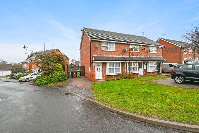 2 Bedroom End Of Terrace House For Sale In Trafford Close, Shenley, WD7