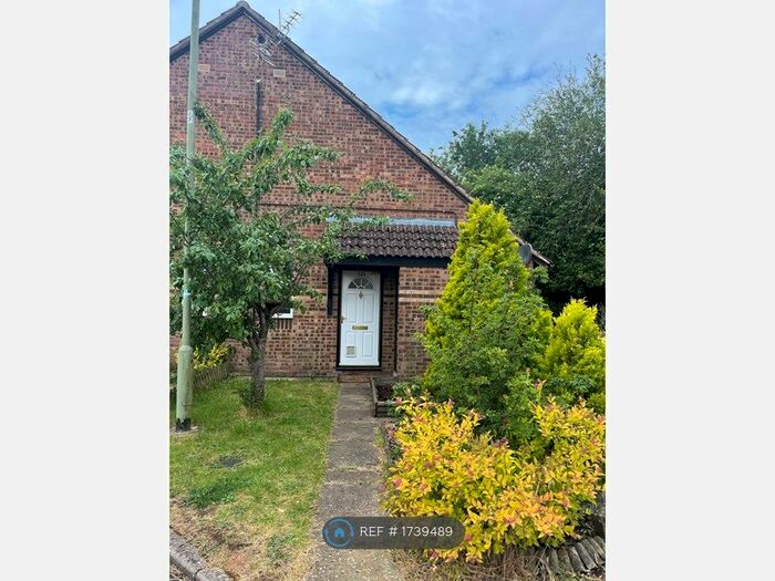 1 Bedroom Maisonette To Rent In Willow Drive, Bicester, OX26