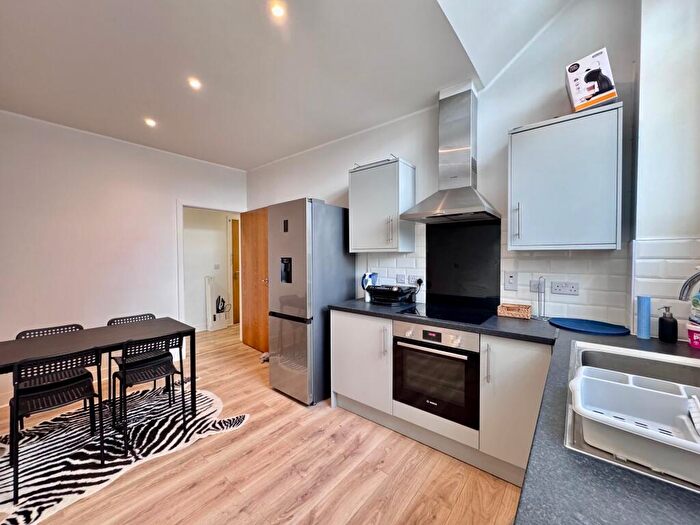 2 Bedroom Apartment To Rent In Linen House, Lenton, NG7