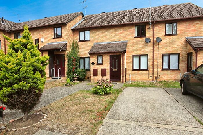 2 Bedroom Terraced House For Sale In Coniston Road, Peterborough, PE4