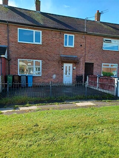 3 Bedroom Terraced House To Rent In Midbrook Walk, Manchester, M22