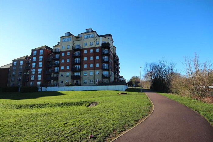 3 Bedroom Flat For Sale In Palgrave Road, Bedford, MK42